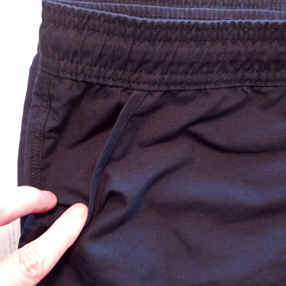 ModLi 4X women's board shorts with stretch tie waist and slash pockets b… - Picture 4 of 8